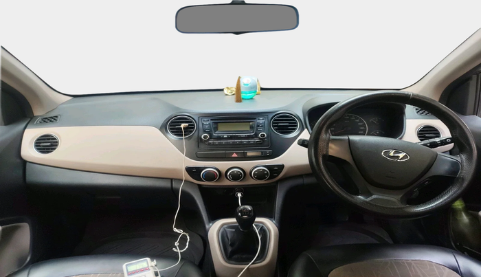 2016 Hyundai Grand i10 MAGNA 1.2 KAPPA VTVT, Petrol, Manual, 1,27,891 km, interior