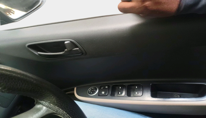 2016 Hyundai Grand i10 MAGNA 1.2 KAPPA VTVT, Petrol, Manual, 1,27,891 km, interior