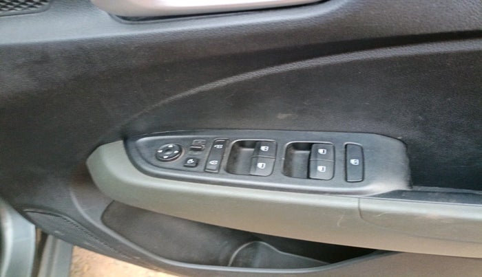 2021 Hyundai VENUE SX 1.0 TURBO IMT, Petrol, Manual, 33,787 km, interior