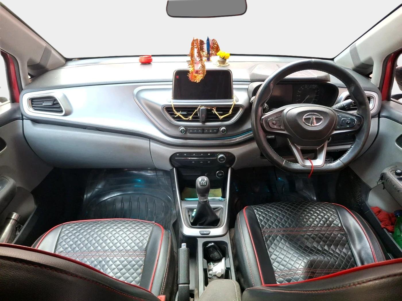 2021 Tata ALTROZ XZ PETROL, Petrol, Manual, 93,298 km, interior