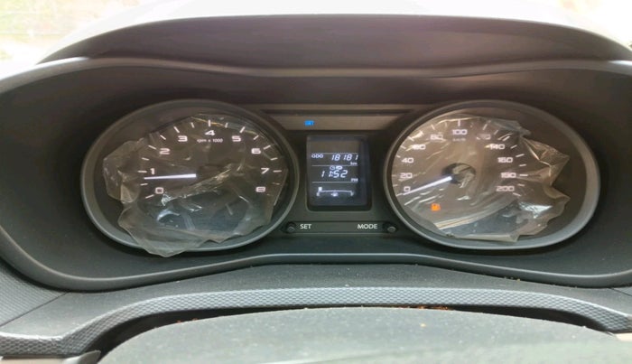 2018 Tata NEXON XT PETROL, Petrol, Manual, 18,181 km, interior