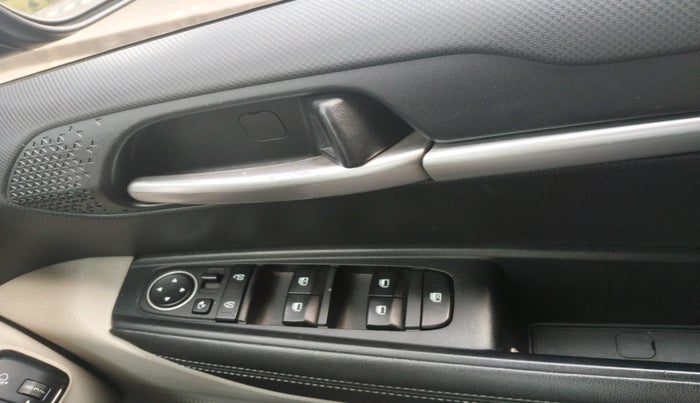 2020 KIA SONET HTX 1.0 IMT, Petrol, Manual, 55,270 km, interior