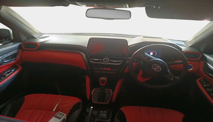 2024 Toyota URBAN CRUISER HYRYDER V AT NEO DRIVE, Petrol, Automatic, 8,847 km, interior