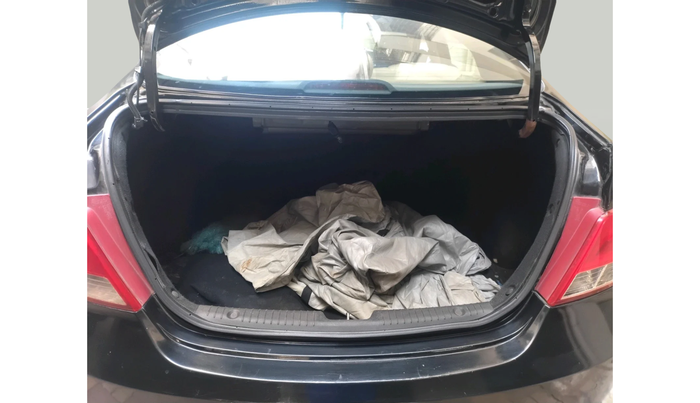 2015 Hyundai Verna FLUIDIC 1.6 CRDI SX 4S, Diesel, Manual, 92,444 km, exterior