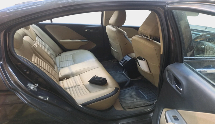 2016 Honda City 1.5L I-VTEC V MT, Petrol, Manual, 42,964 km, interior