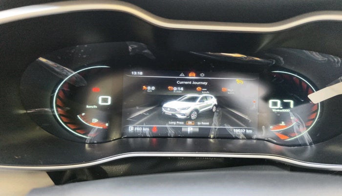 2022 MG ASTOR SHARP 1.5 CVT, Petrol, Automatic, 19,037 km, interior