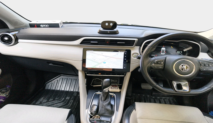 2022 MG ASTOR SHARP 1.5 CVT, Petrol, Automatic, 19,037 km, interior