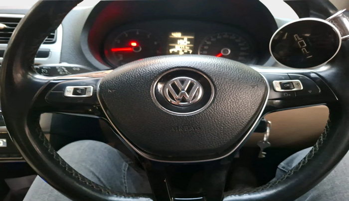 2018 Volkswagen Ameo HIGHLINE PLUS 1.0L 16 ALLOY, Petrol, Manual, 62,771 km, interior