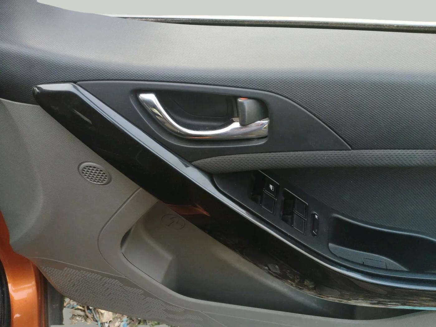 2019 Tata NEXON XZ PETROL, Petrol, Manual, 45,605 km, interior