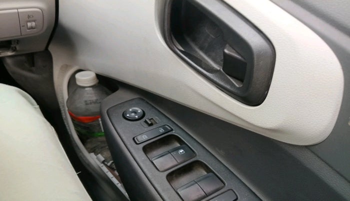 2025 Hyundai GRAND I10 NIOS MAGNA 1.2 KAPPA VTVT, Petrol, Manual, 5,776 km, interior