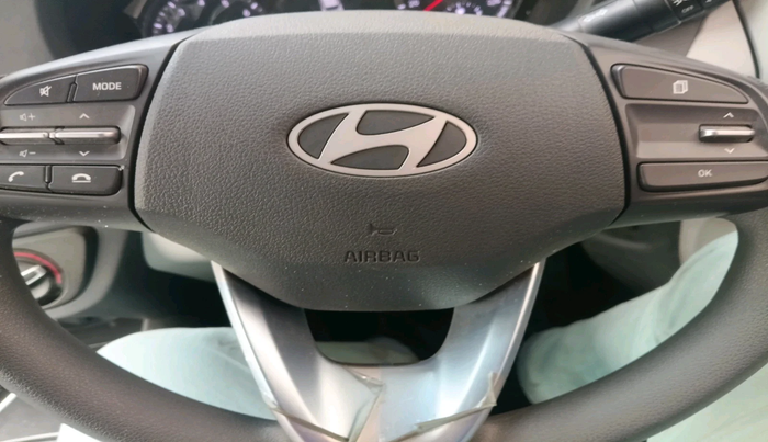 2025 Hyundai GRAND I10 NIOS MAGNA 1.2 KAPPA VTVT, Petrol, Manual, 5,776 km, interior