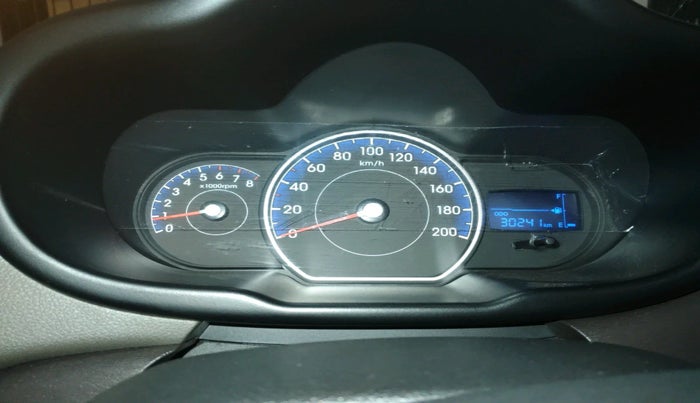 2015 Hyundai i10 SPORTZ 1.1, Petrol, Manual, 30,241 km, interior