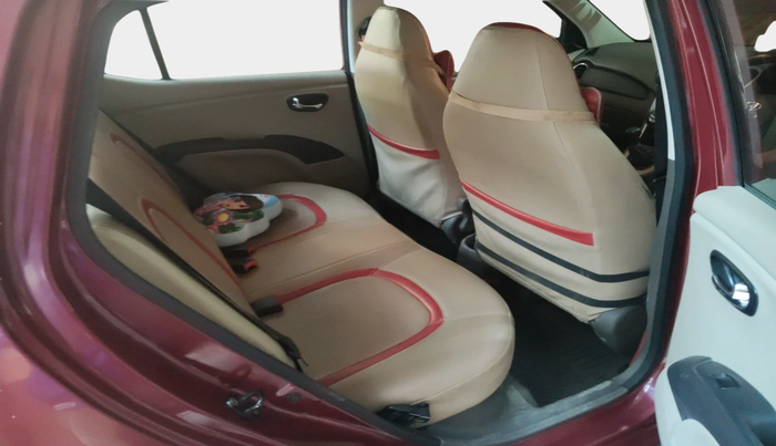 2015 Hyundai i10 SPORTZ 1.1, Petrol, Manual, 30,241 km, interior