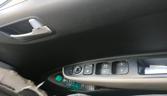 2018 Hyundai Grand i10 SPORTZ 1.2 KAPPA VTVT, Petrol, Manual, 88,417 km, interior