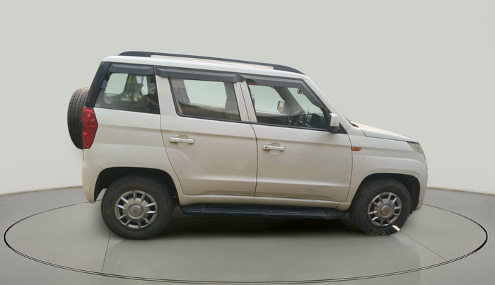 2016 Mahindra TUV300 T6 PLUS, Diesel, Manual, 20,934 km, exterior