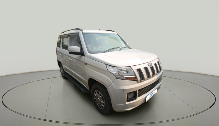 2016 Mahindra TUV300 T6 PLUS, Diesel, Manual, 20,934 km, exterior