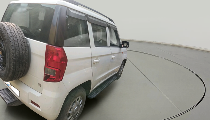 2016 Mahindra TUV300 T6 PLUS, Diesel, Manual, 20,934 km, exterior