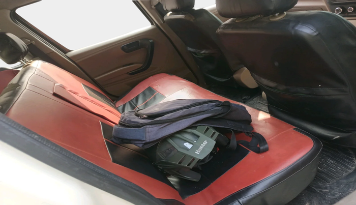 2016 Mahindra TUV300 T6 PLUS, Diesel, Manual, 20,934 km, interior