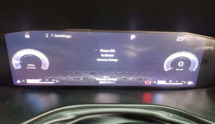 2022 Jeep MERIDIAN LIMITED (O) 4X4 AT, Diesel, Automatic, 38,573 km, interior