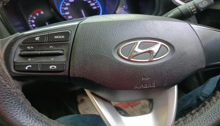 2021 Hyundai VENUE S 1.2, Petrol, Manual, 65,872 km, interior