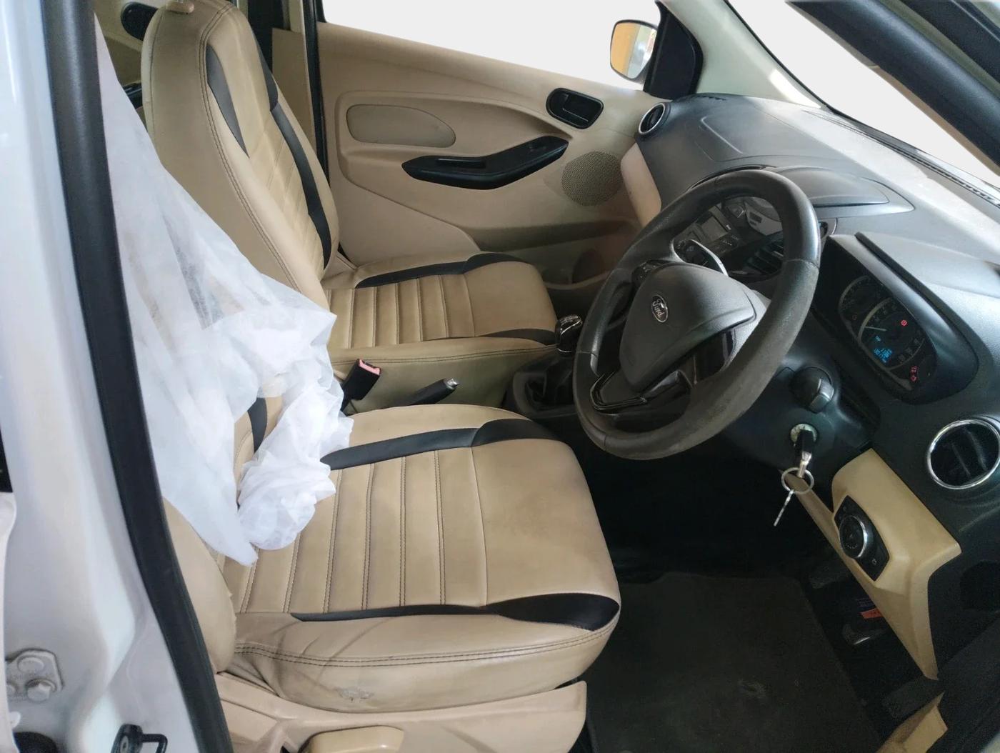 2015 Ford Figo Aspire TITANIUM1.5 DIESEL, Diesel, Manual, 1,30,177 km, interior