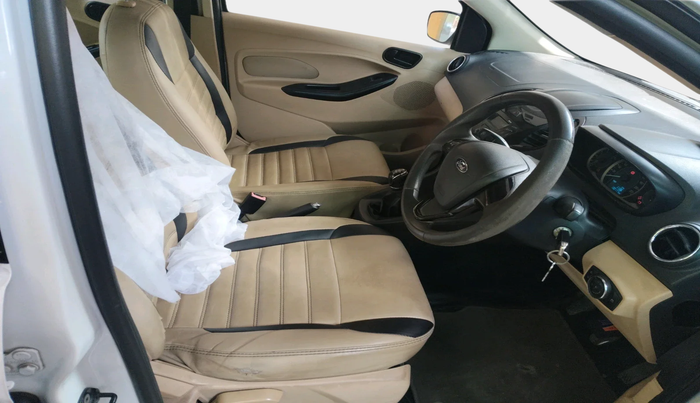 2015 Ford Figo Aspire TITANIUM1.5 DIESEL, Diesel, Manual, 1,30,177 km, interior