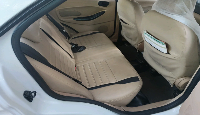 2015 Ford Figo Aspire TITANIUM1.5 DIESEL, Diesel, Manual, 1,30,177 km, interior