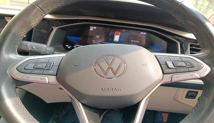 2023 Volkswagen VIRTUS TOPLINE TSI 1.0 AT, Petrol, Automatic, 10,047 km, interior