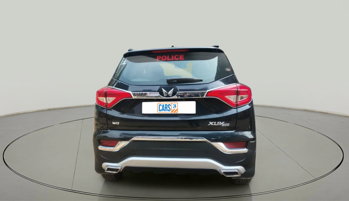 2022 Mahindra XUV300 W8 (O) 1.5 DIESEL, Diesel, Manual, 22,477 km, exterior