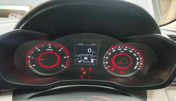 2022 Mahindra XUV300 W8 (O) 1.5 DIESEL, Diesel, Manual, 22,477 km, interior