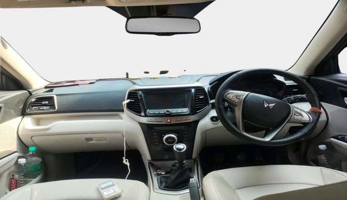 2022 Mahindra XUV300 W8 (O) 1.5 DIESEL, Diesel, Manual, 22,477 km, interior