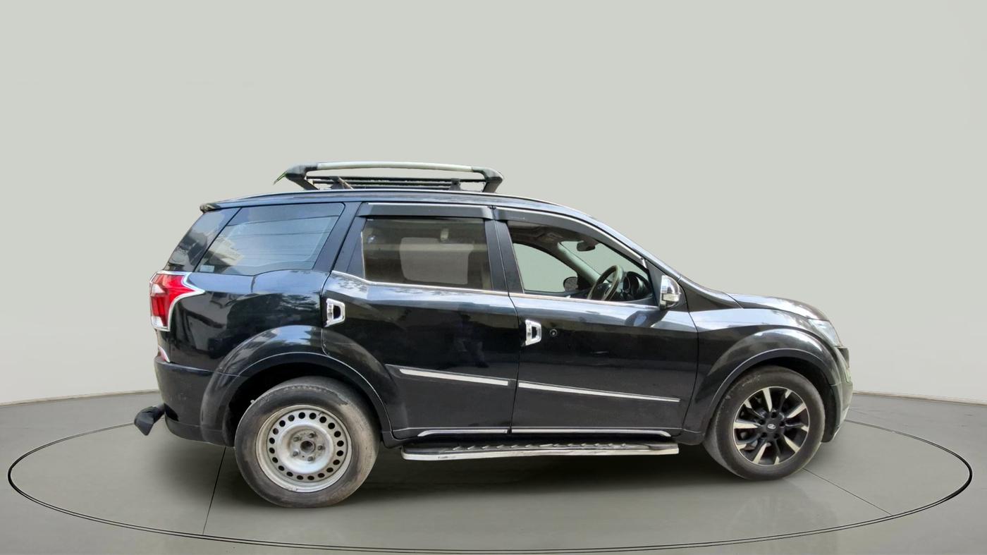 2020 Mahindra XUV500 W11, Diesel, Manual, 68,106 km, exterior