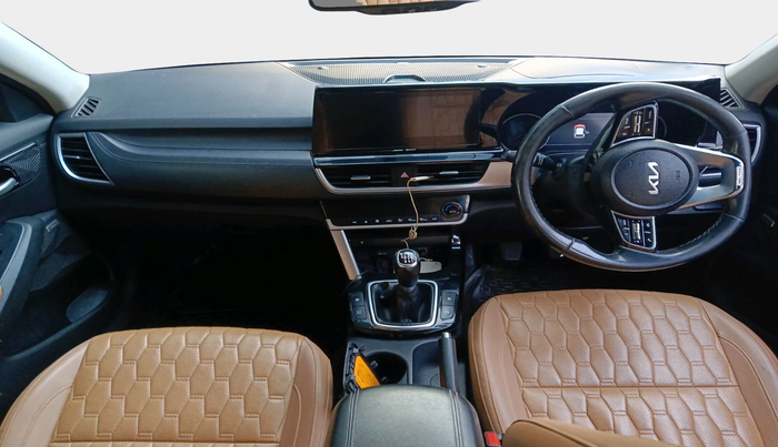 2021 KIA SELTOS HTX PLUS 1.5 DIESEL, Diesel, Manual, 1,05,009 km, interior