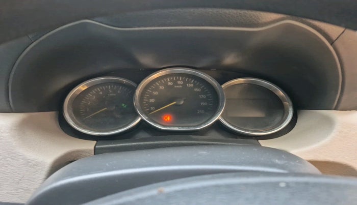 2015 Renault Duster 85 PS RXL DIESEL (OPT), Diesel, Manual, 2,30,000 km, interior