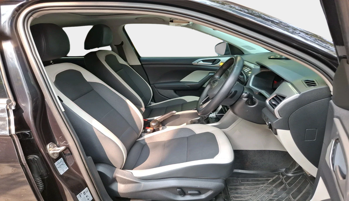 2024 Volkswagen TAIGUN GT PLUS 1.5 TSI DSG, Petrol, Automatic, 8,530 km, interior