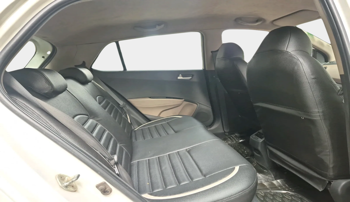 2015 Hyundai Grand i10 ASTA 1.2 KAPPA VTVT, Petrol, Manual, 32,911 km, interior