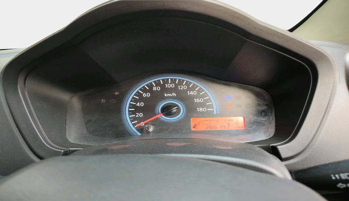 2018 Datsun Redi Go T (O), Petrol, Manual, 26,614 km, interior