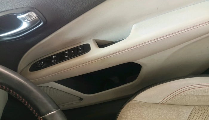 2018 Jeep Compass LIMITED (O) 2.0 DIESEL, Diesel, Manual, 76,567 km, interior