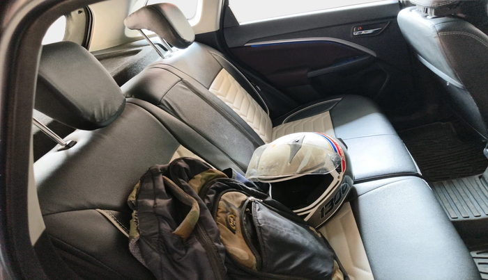 2023 Maruti BREZZA ZXI + SMART HYBRID, Petrol, Manual, 19,045 km, interior