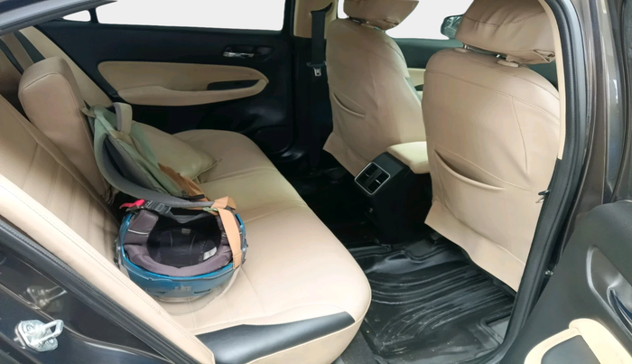 2021 Honda City 1.5L I-VTEC V MT 4TH GEN, Petrol, Manual, 27,186 km, interior