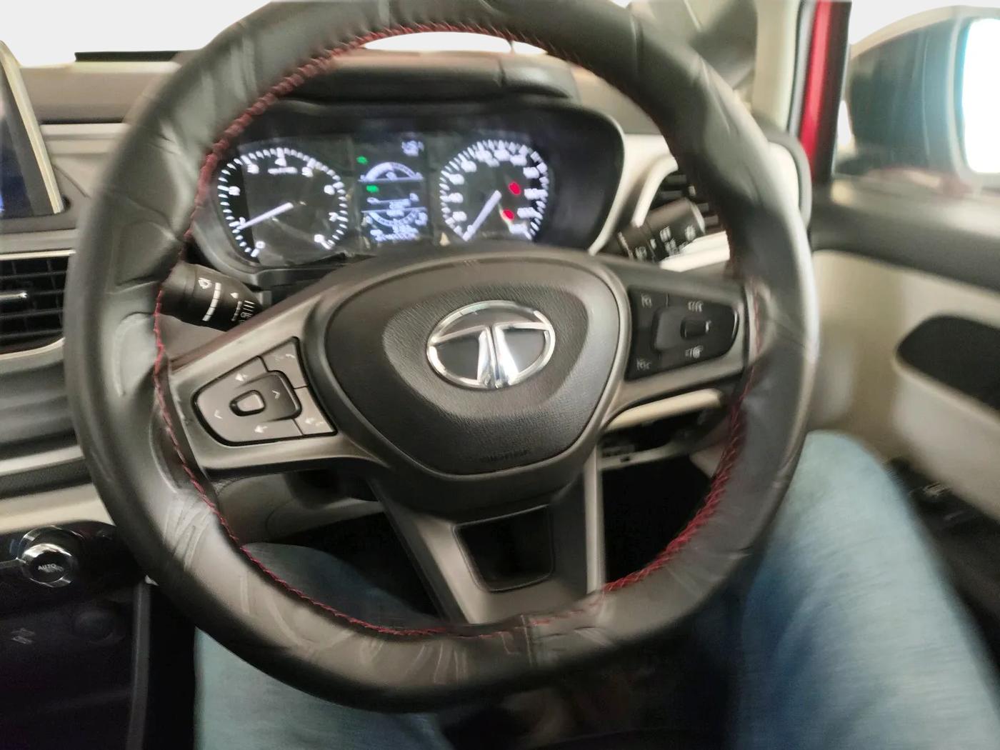 2023 Tata ALTROZ XT PETROL, Petrol, Manual, 9,103 km, interior