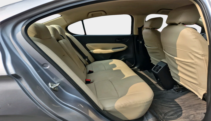 2022 Honda City 1.5L I-VTEC V MT 5TH GEN, Petrol, Manual, 21,860 km, interior