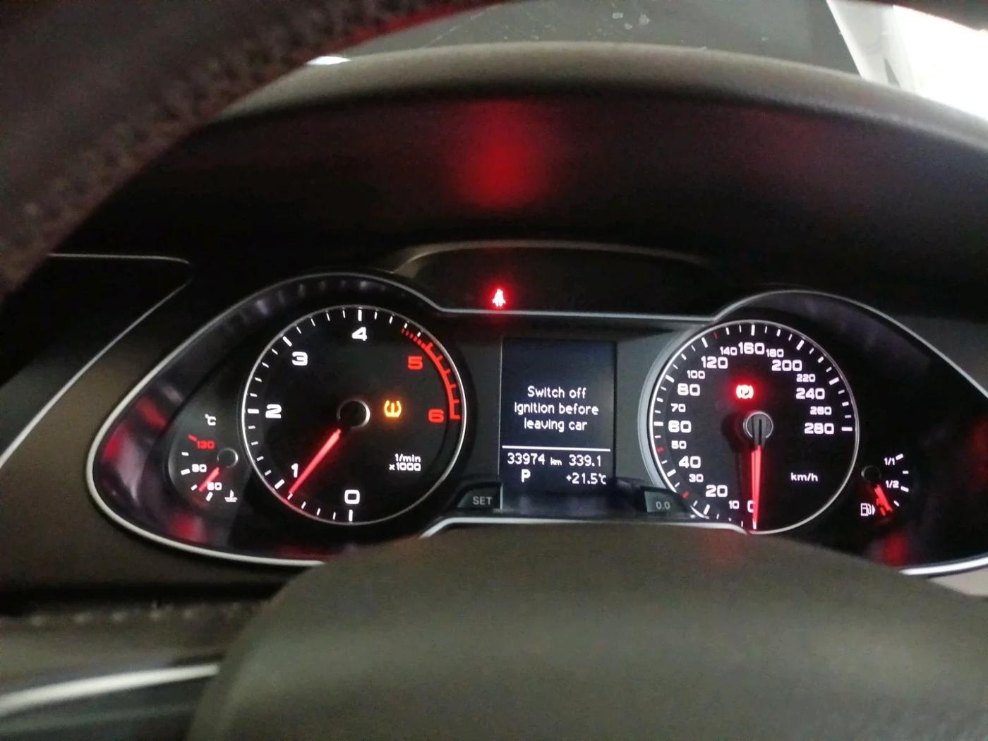 2014 Audi A4 2.0 TDI 140BHP STANDARD, Diesel, Automatic, 33,974 km, interior