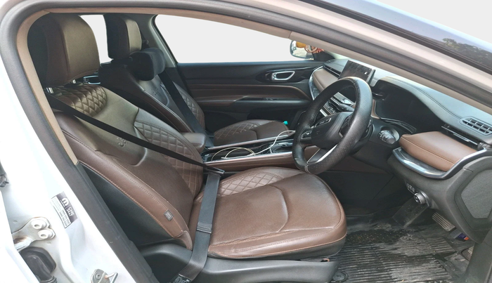 2022 Jeep MERIDIAN LIMITED (O) 4X2 AT, Diesel, Automatic, 67,855 km, interior