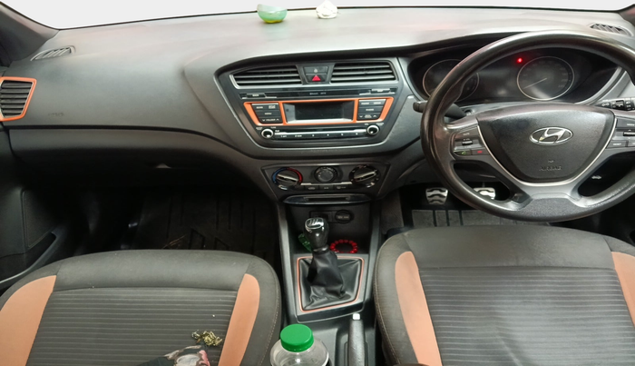 2016 Hyundai i20 Active 1.2 S, Petrol, Manual, 1,24,000 km, interior