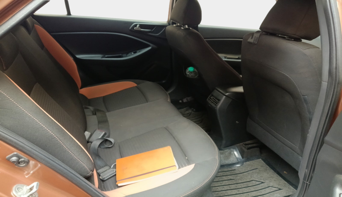 2016 Hyundai i20 Active 1.2 S, Petrol, Manual, 1,24,000 km, interior