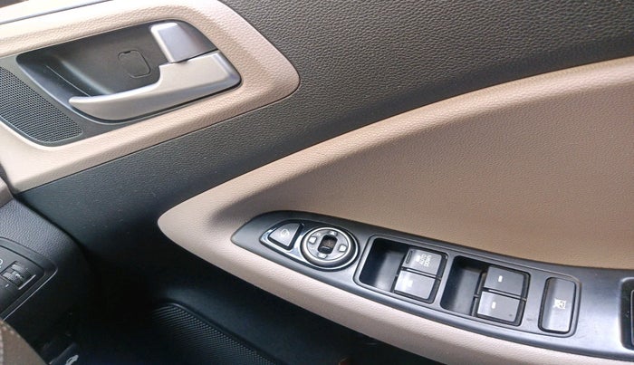 2016 Hyundai Elite i20 SPORTZ 1.2, Petrol, Manual, 60,207 km, interior