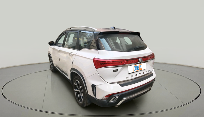2023 MG HECTOR PLUS SHARP PRO 1.5 PETROL TURBO CVT 7 STR, Petrol, Automatic, 27,372 km, exterior