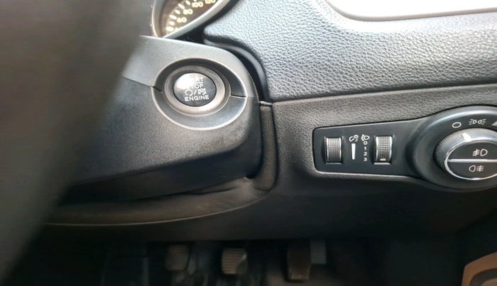 2017 Jeep Compass LONGITUDE (O) 2.0 DIESEL, Diesel, Manual, 71,331 km, interior