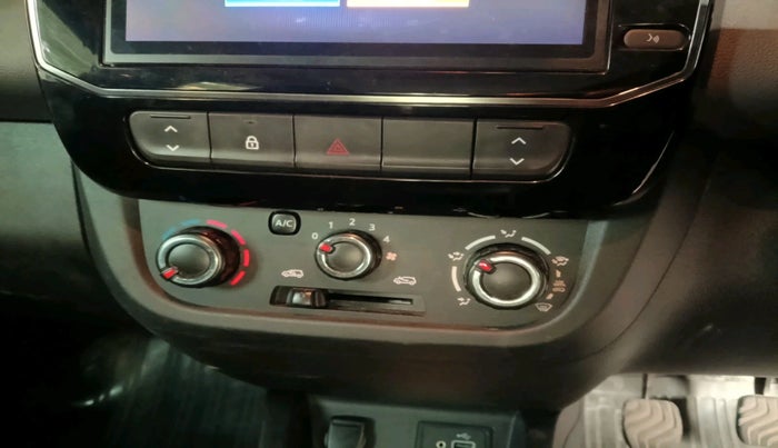 2021 Renault Kwid RXT 0.8, Petrol, Manual, 10,995 km, interior